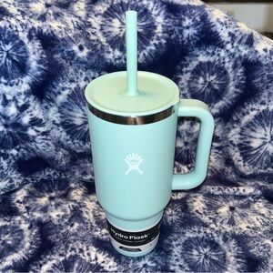Hydro Flask 40oz Blue tumbler with Straw